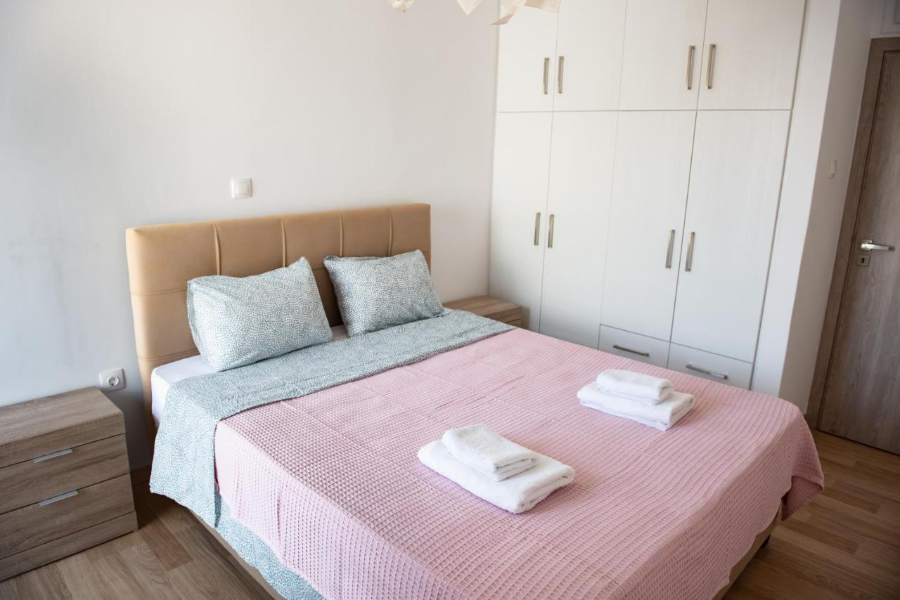 Renovated Apartment 5Min From Subway Station 'Attiki' Athena Bagian luar foto