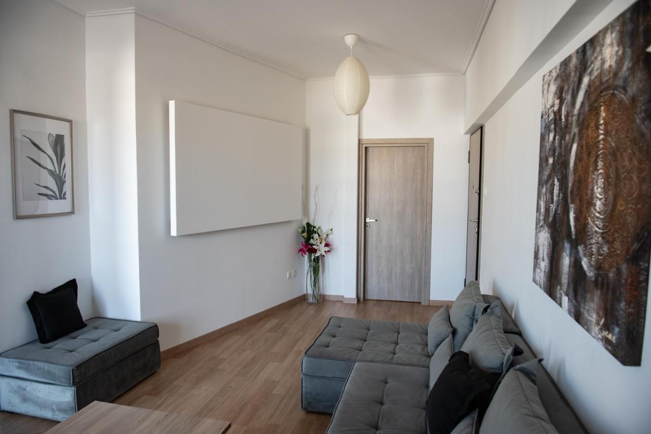 Renovated Apartment 5Min From Subway Station 'Attiki' Athena Bagian luar foto